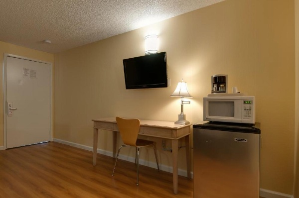 Vagabond Inn Bakersfield South image 15
