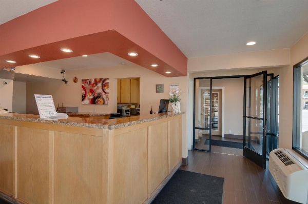 Vagabond Inn Bakersfield South image 3